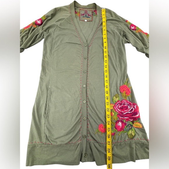 Johnny Was- Button up embroidered Cardigan- Small- Like New!! - Picture 4 of 6